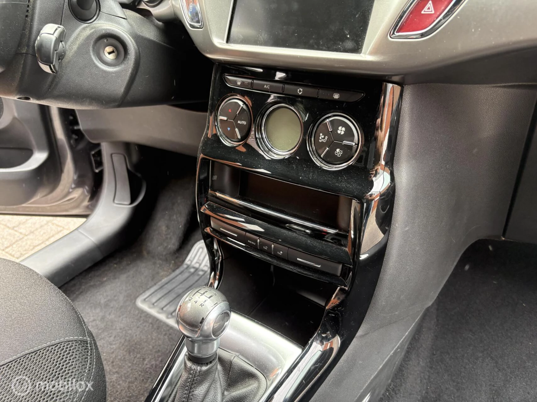 Hoofdafbeelding DS DS 3