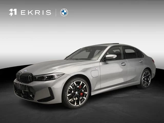 BMW 3 Serie Sedan 330e  M Sport Edition | High Executive | M Sportpakket Pro | Innovation Pack | Comfort Pack | Trekhaak | Elektrische Schuif-/kanteldak