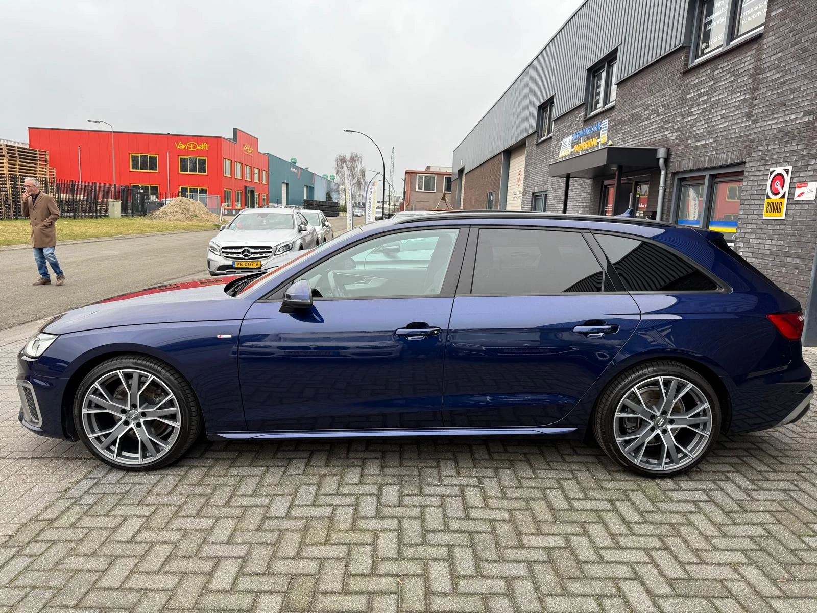 Hoofdafbeelding Audi A4