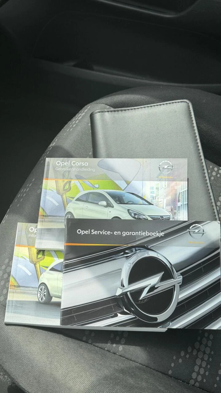 Hoofdafbeelding Opel Corsa