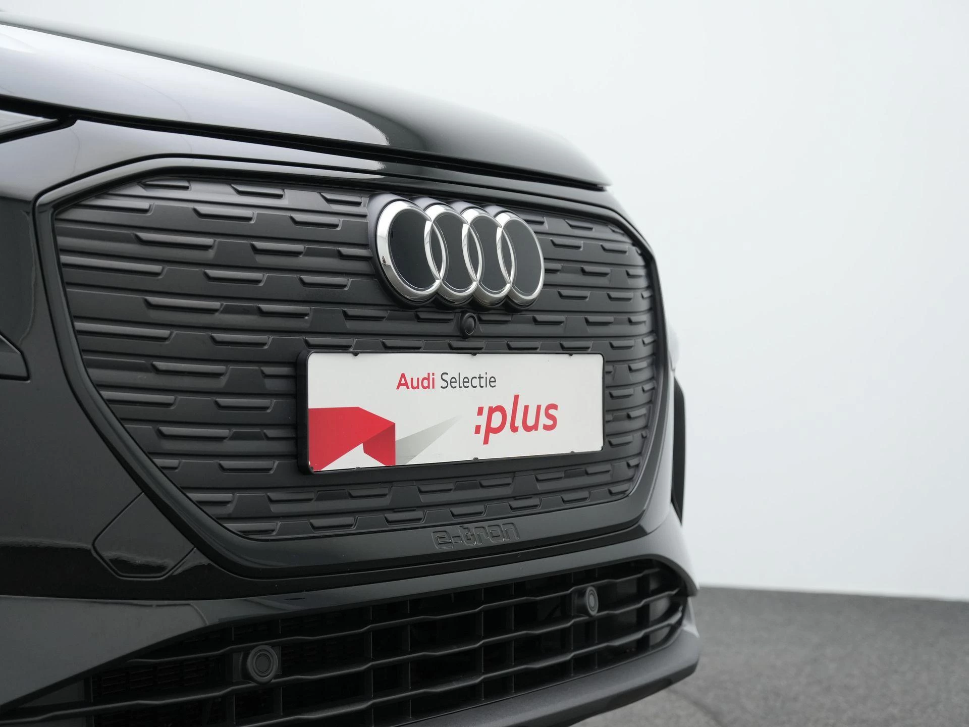 Hoofdafbeelding Audi Q4 e-tron