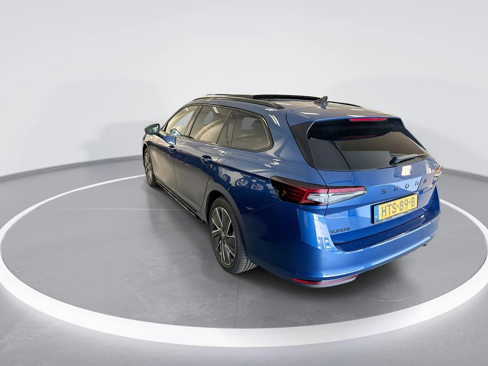 Hoofdafbeelding Škoda Superb