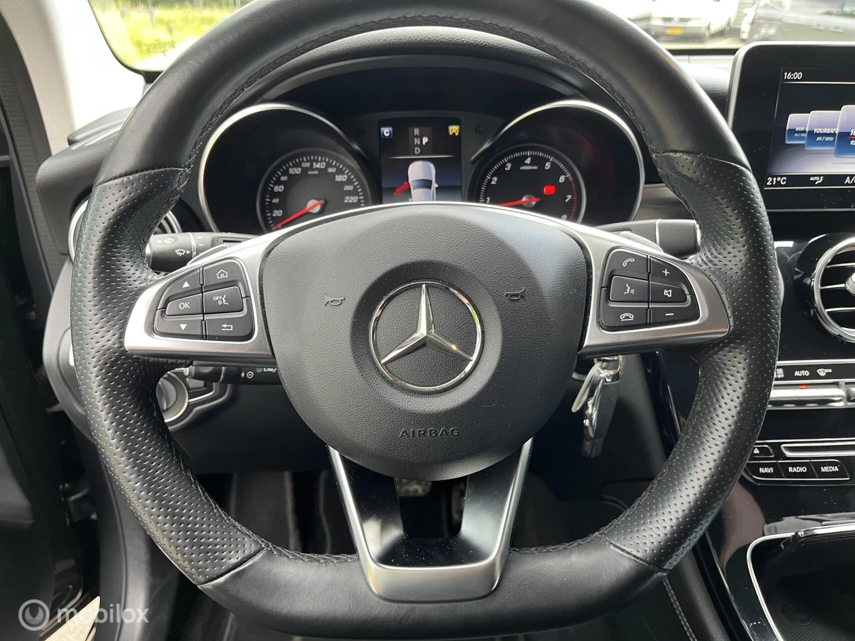 Hoofdafbeelding Mercedes-Benz GLC