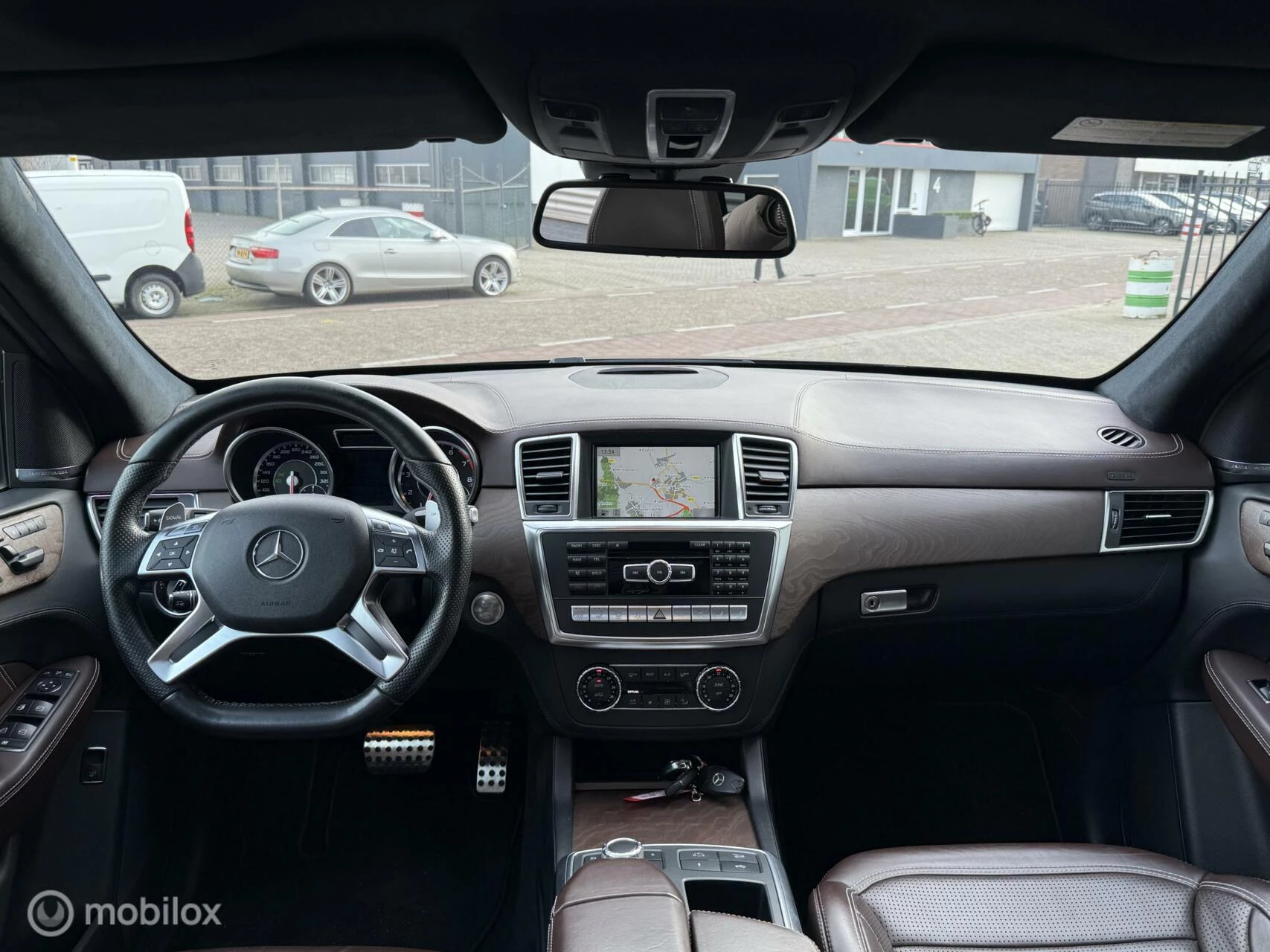 Hoofdafbeelding Mercedes-Benz M-Klasse