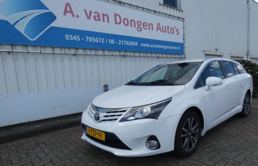 Hoofdafbeelding Toyota Avensis