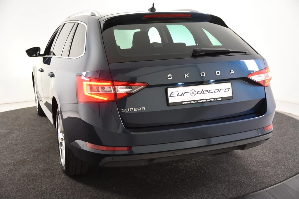 Hoofdafbeelding Škoda Superb