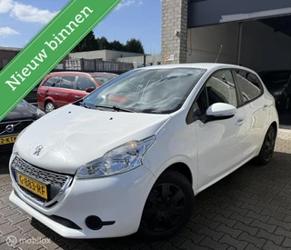 Peugeot 208 1.0 PureTech LIKE / 5DRS /BJ 2014 /Nieuwe Distr.