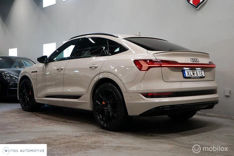 Hoofdafbeelding Audi e-tron