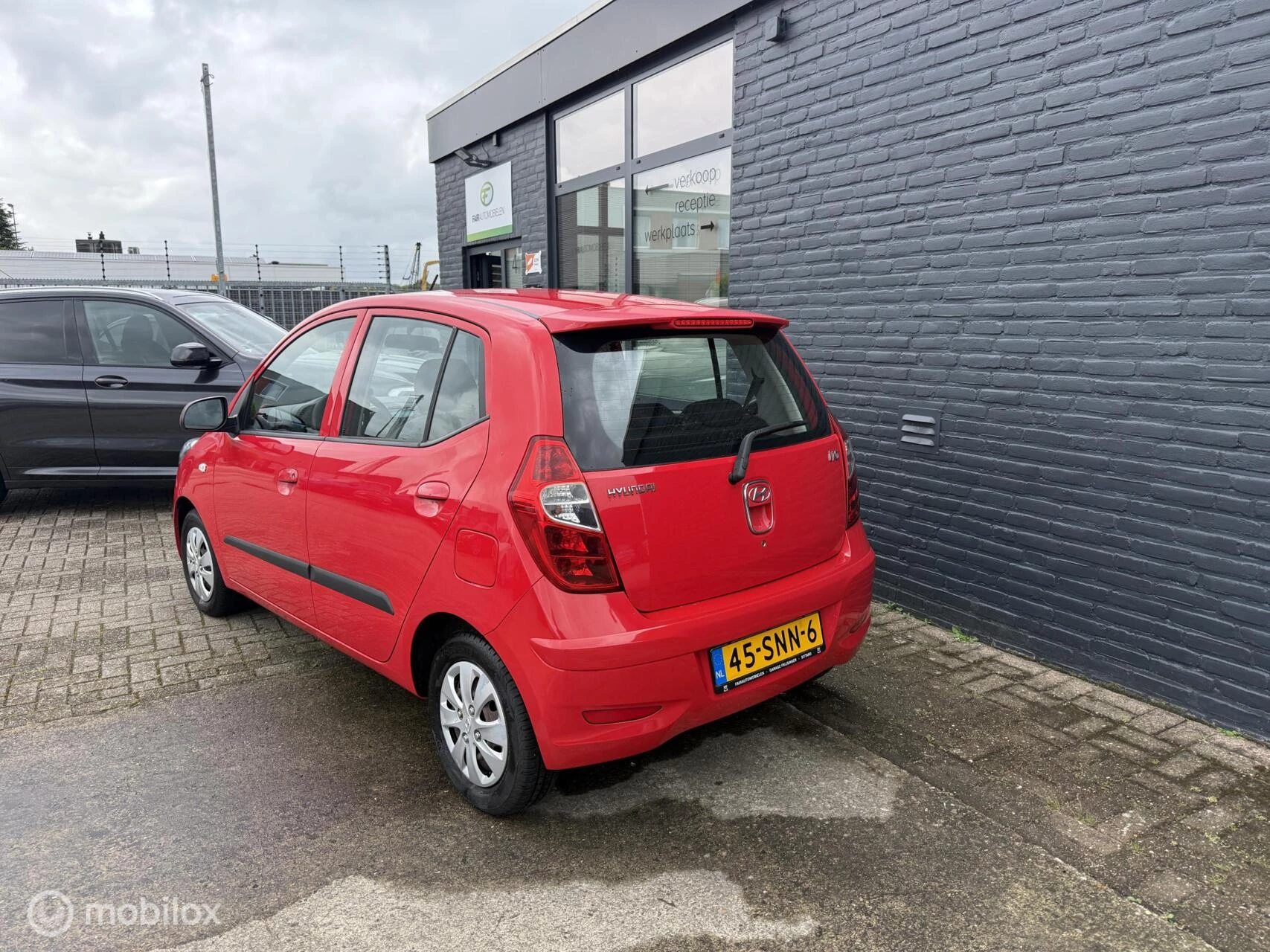 Hoofdafbeelding Hyundai i10
