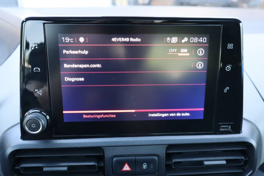 Hoofdafbeelding Peugeot Rifter