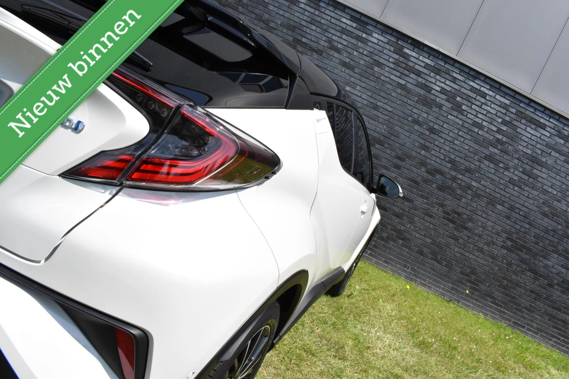 Hoofdafbeelding Toyota C-HR