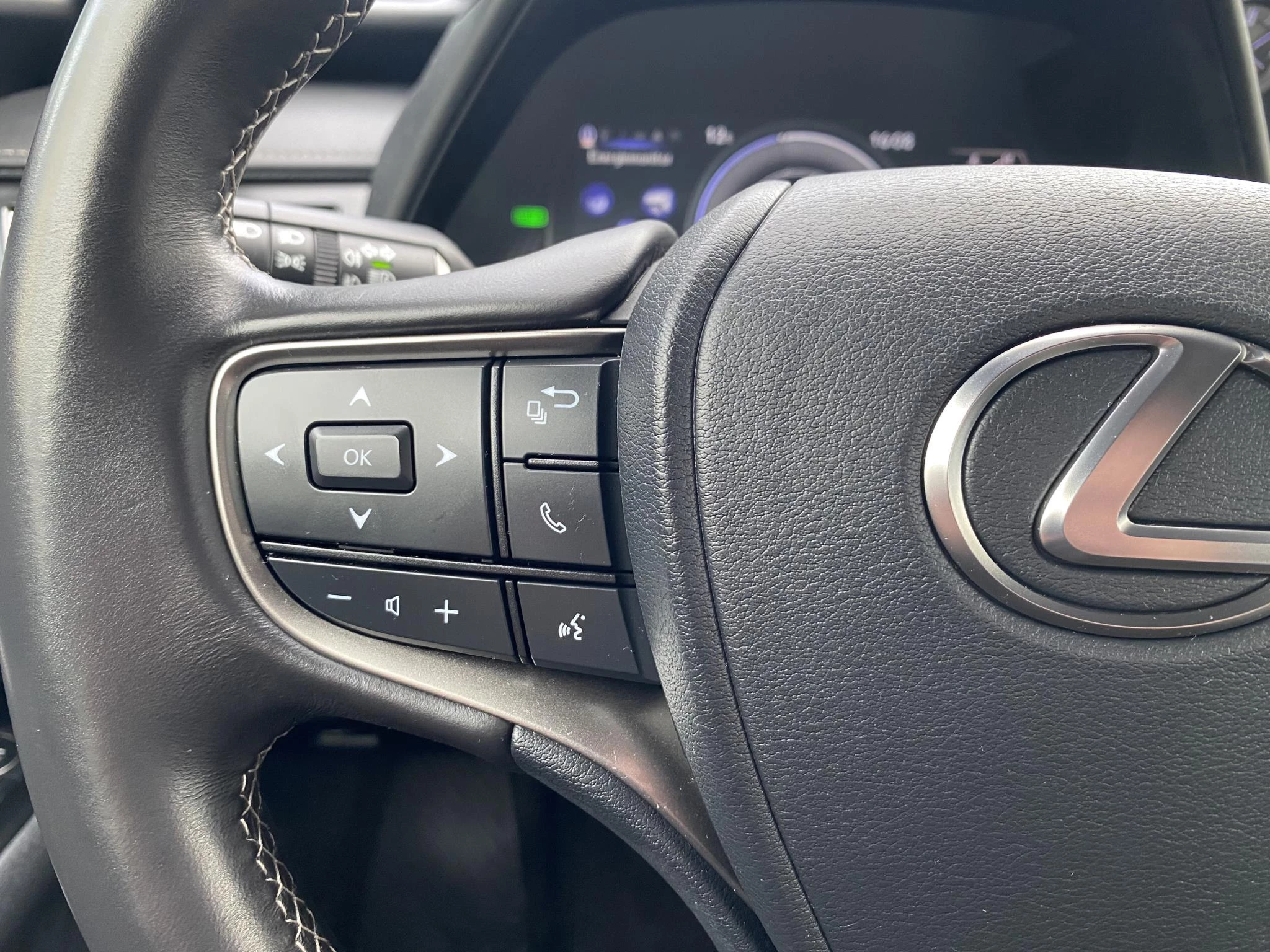 Hoofdafbeelding Lexus UX