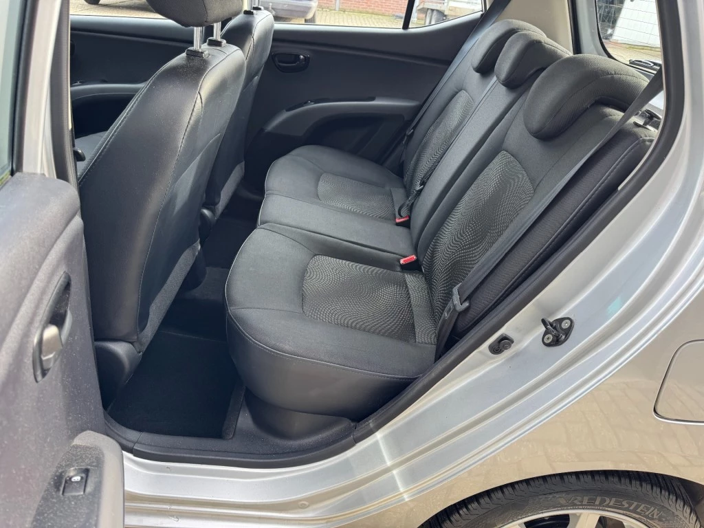 Hoofdafbeelding Hyundai i10