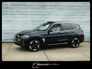 Hoofdafbeelding BMW iX3 BMW IX3 High Executive 80 kWh Pano Xenon Virtual Soh 95%