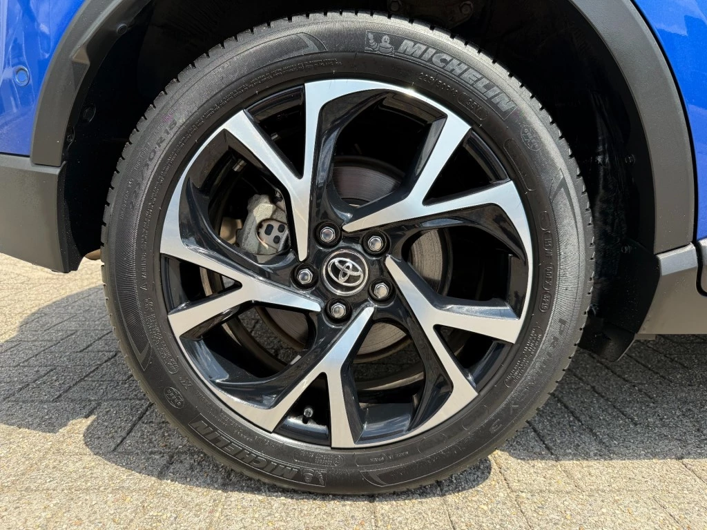 Hoofdafbeelding Toyota C-HR