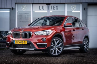 BMW X1 XDrive20i High-Executive I Pano-dak I Leder I Head-up I NL-auto I 1e-eig. I Dealer-onderhouden