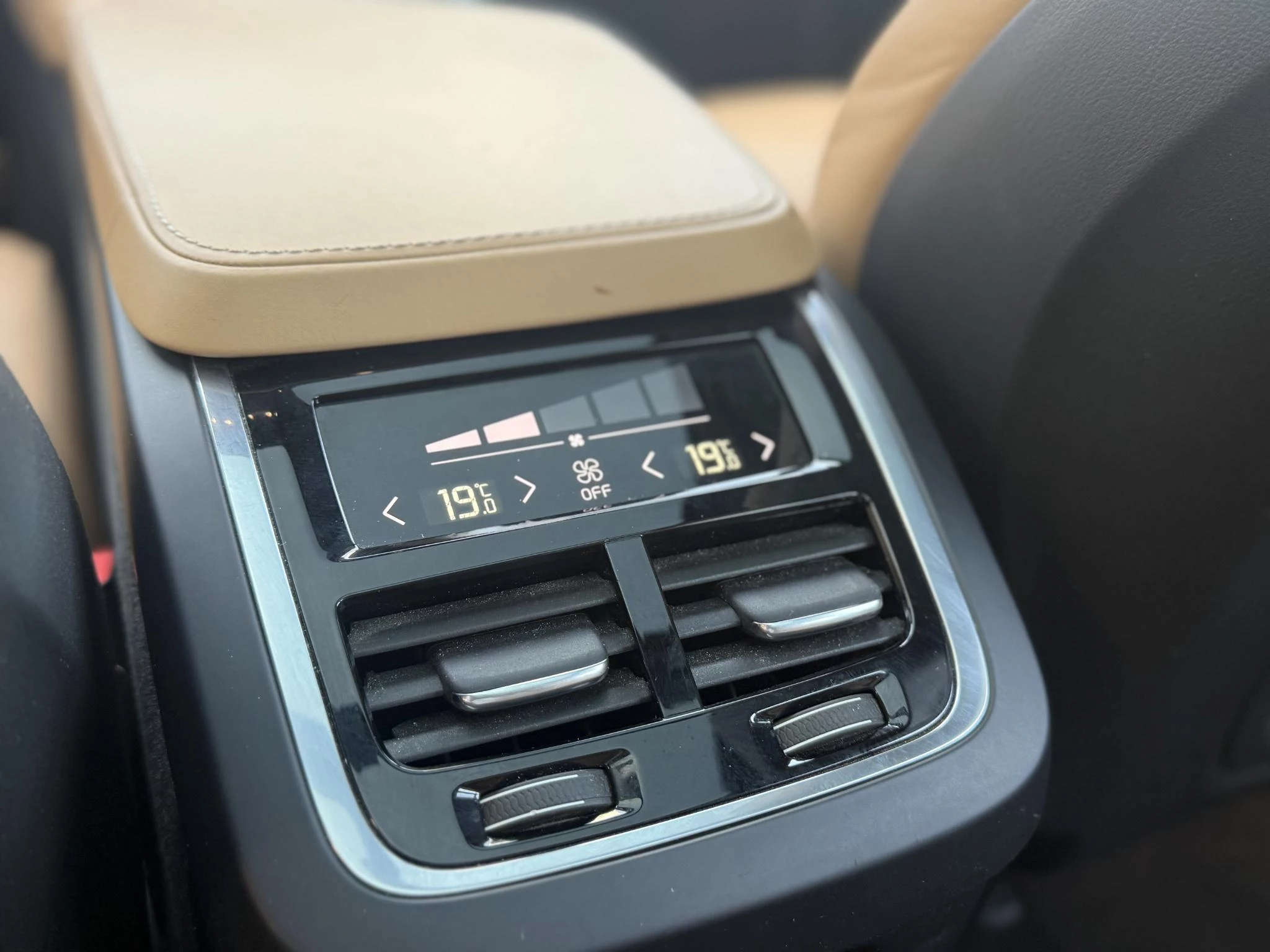 Hoofdafbeelding Volvo V90