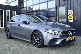 Mercedes-Benz A-Klasse 180 Business Solution AMG | Pano | NL-Auto | Dealer Onderhouden | AMG-Pakket