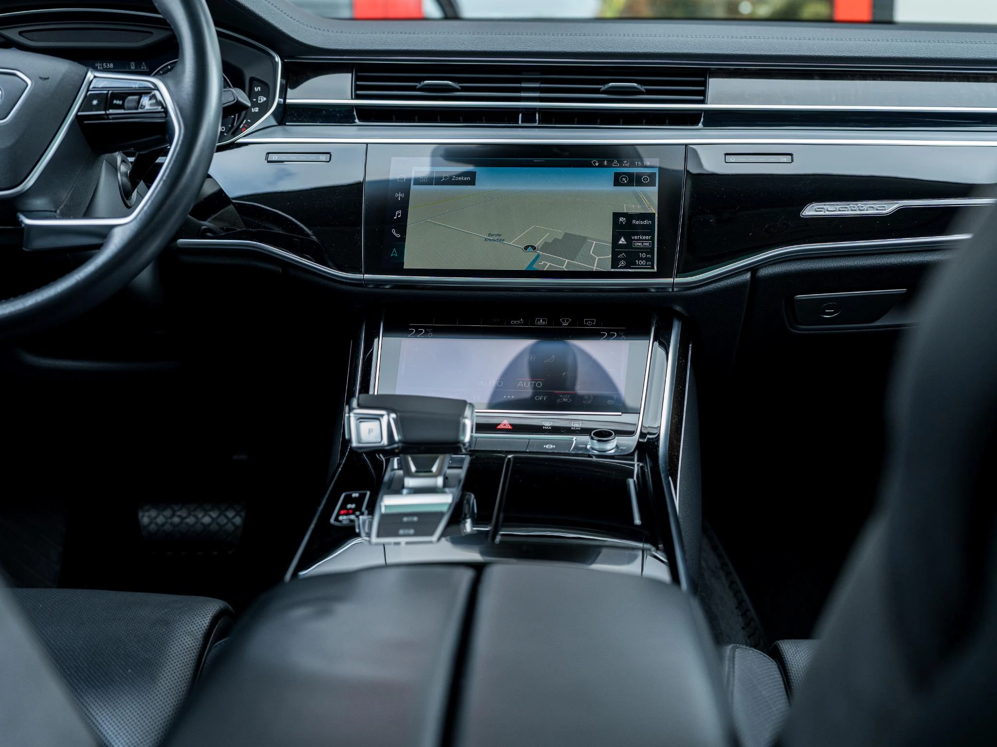 Hoofdafbeelding Audi A8