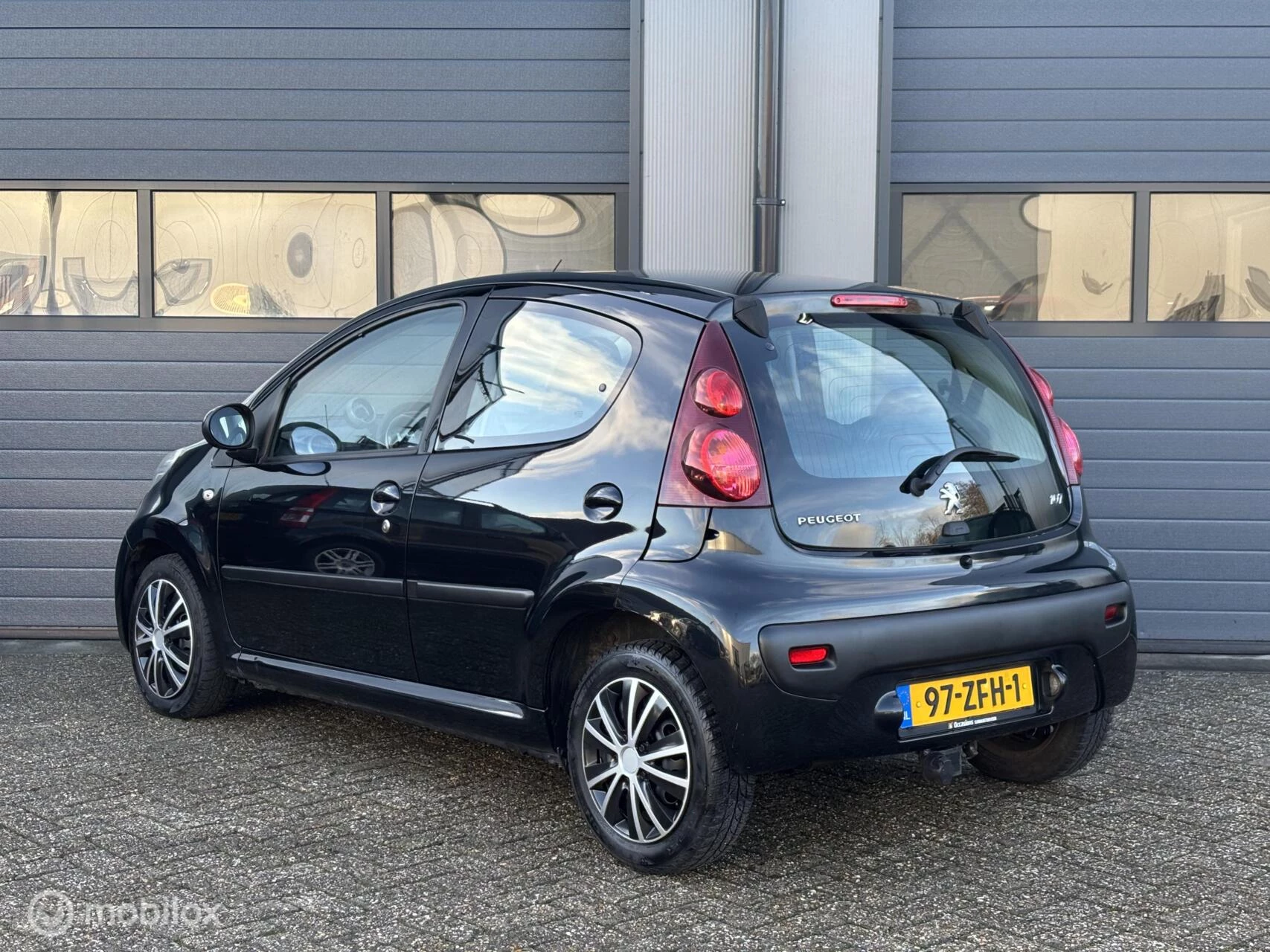 Hoofdafbeelding Peugeot 107