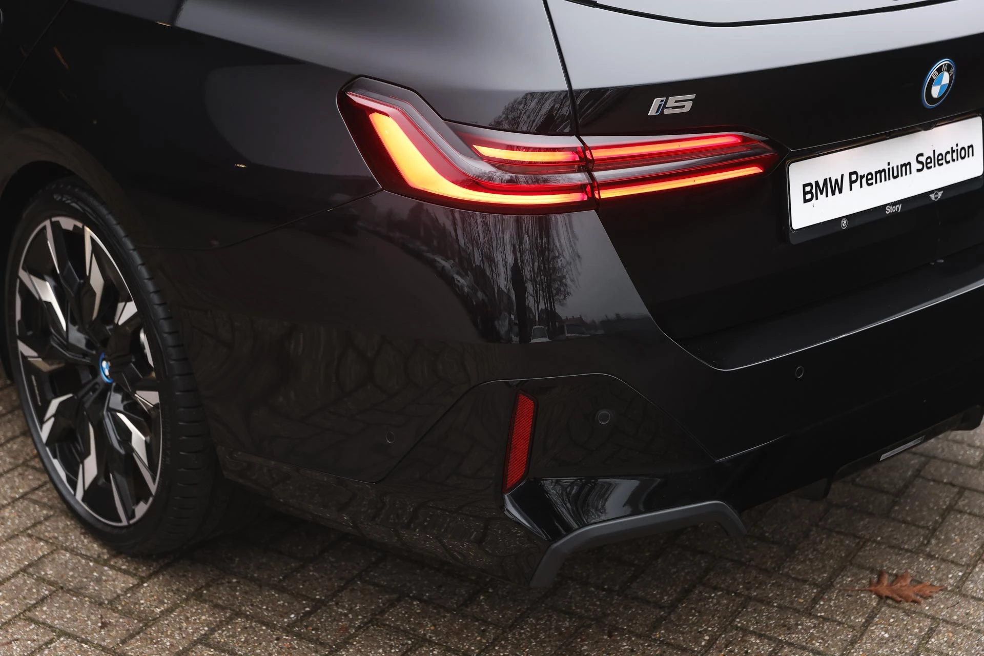 Hoofdafbeelding BMW i5