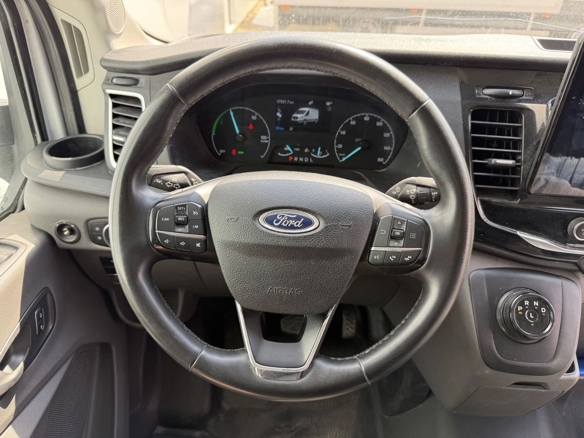 Hoofdafbeelding Ford E-Transit