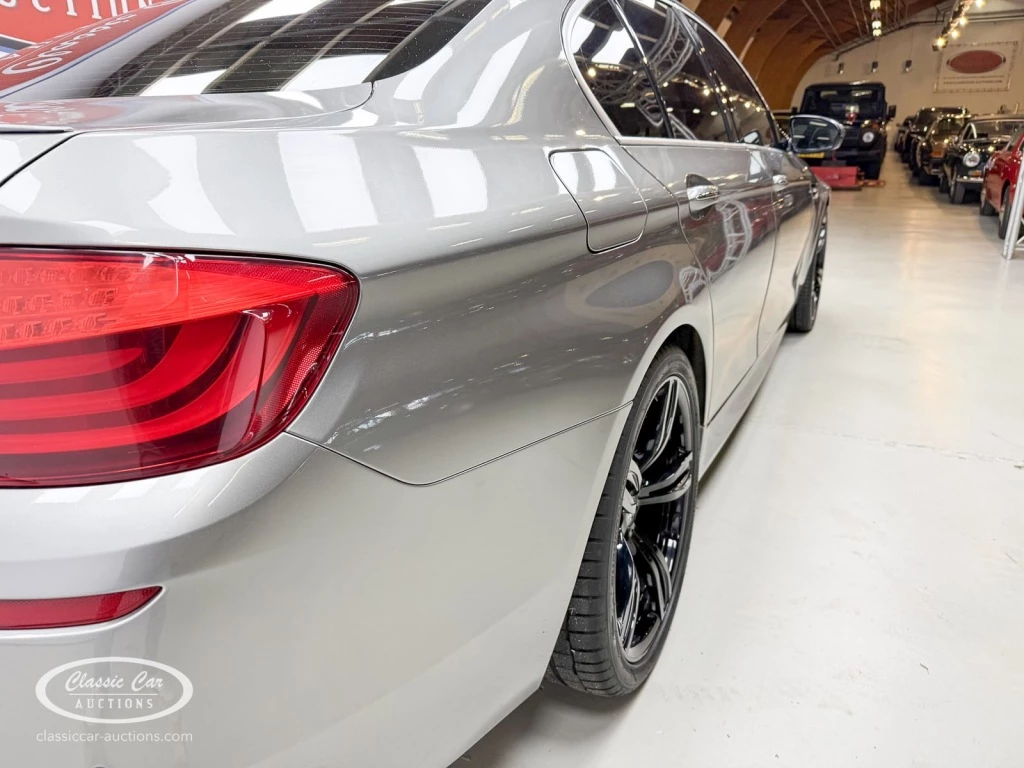 Hoofdafbeelding BMW M5