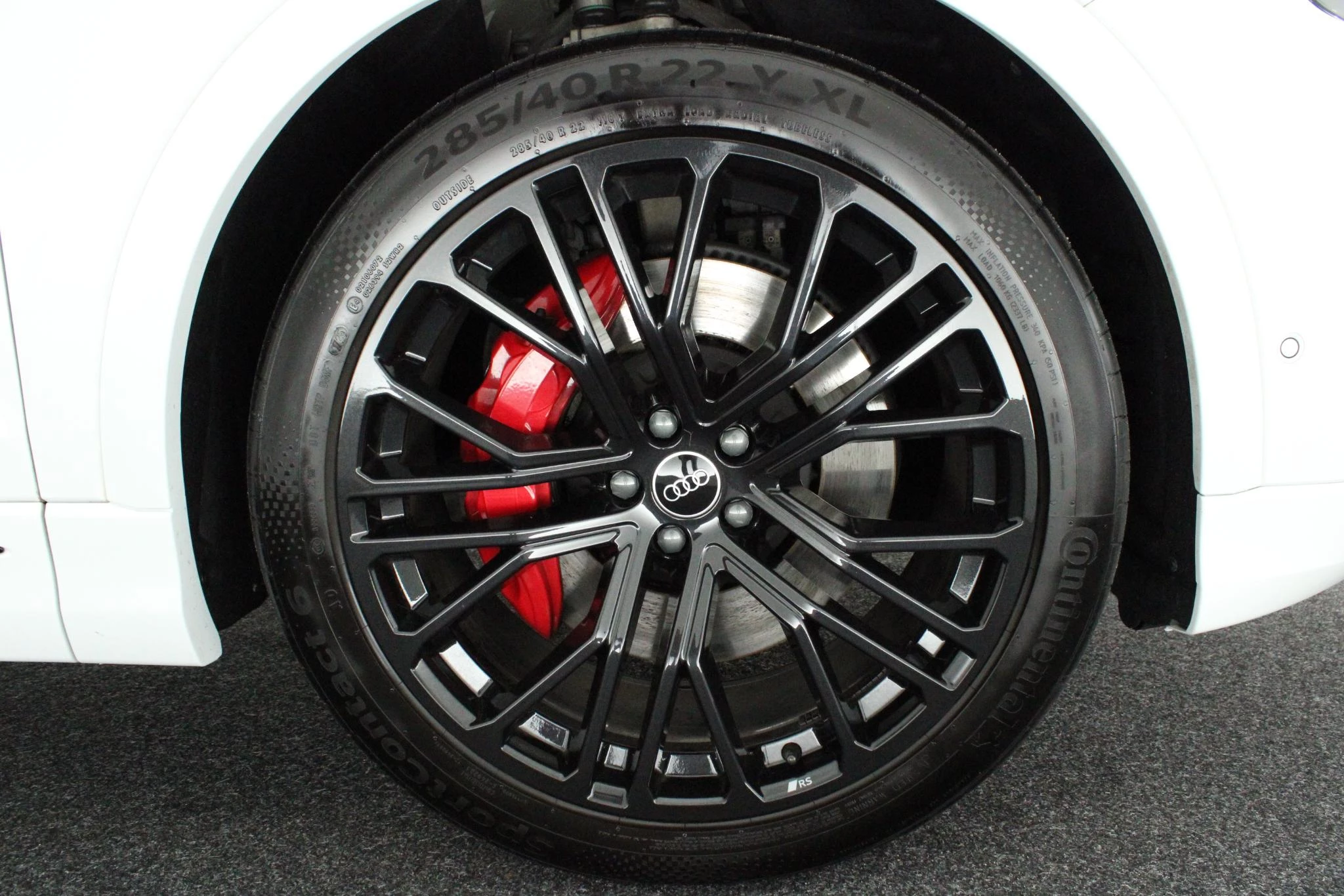 Hoofdafbeelding Audi Q8