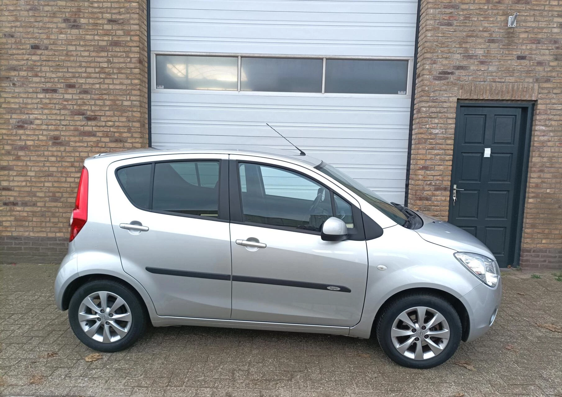 Hoofdafbeelding Opel Agila