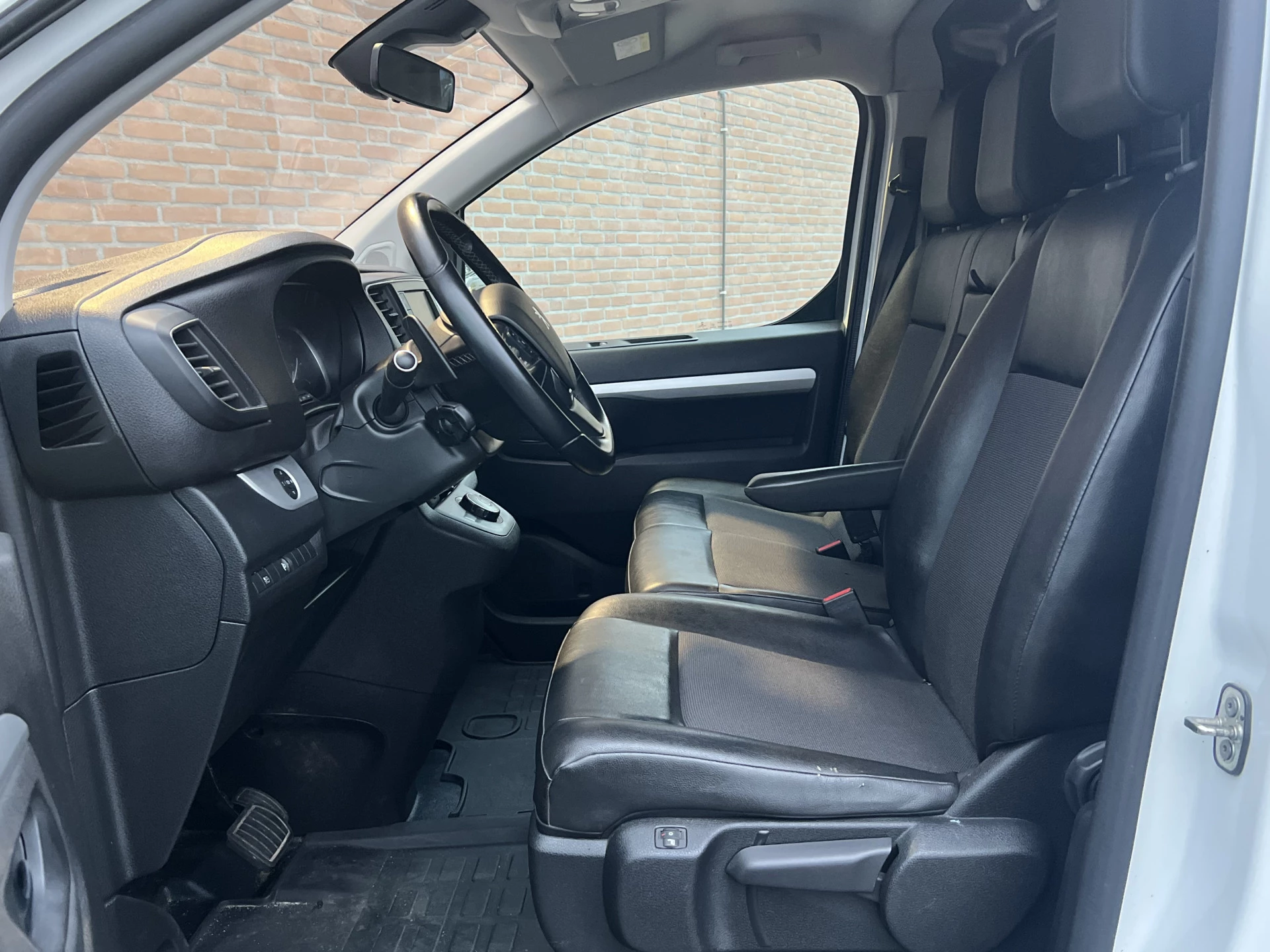 Hoofdafbeelding Peugeot Expert