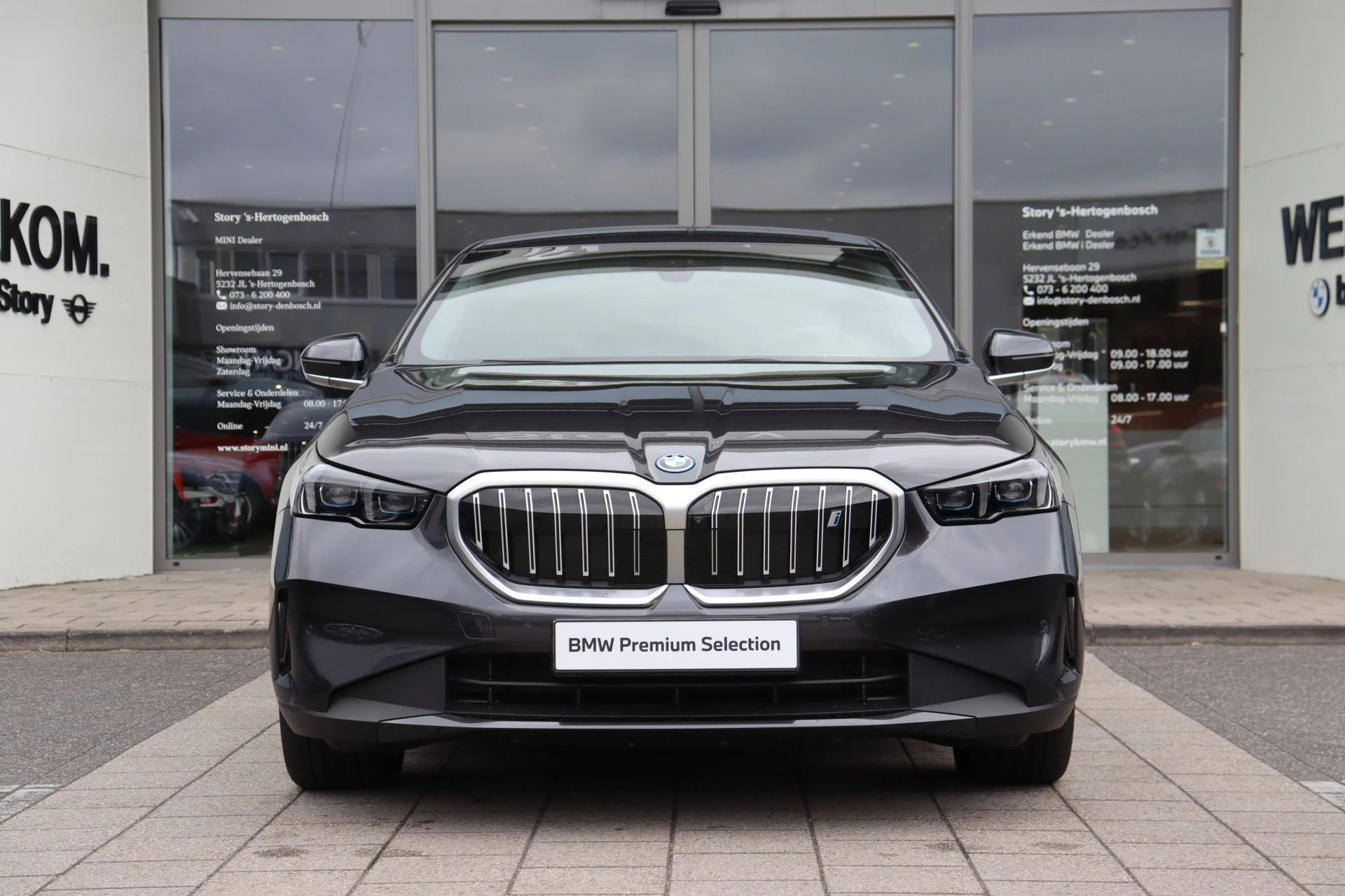 Hoofdafbeelding BMW i5