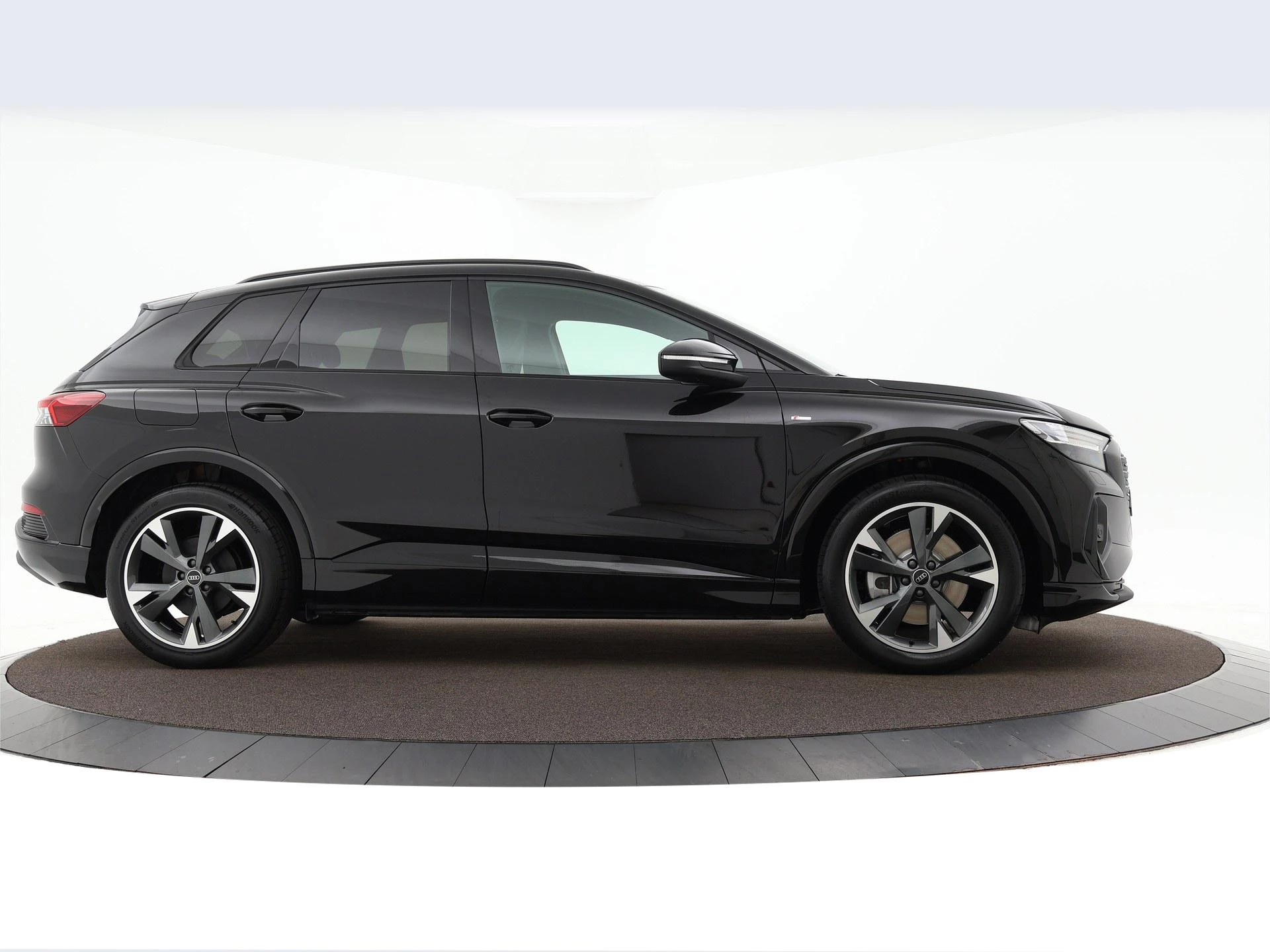 Hoofdafbeelding Audi Q4 e-tron