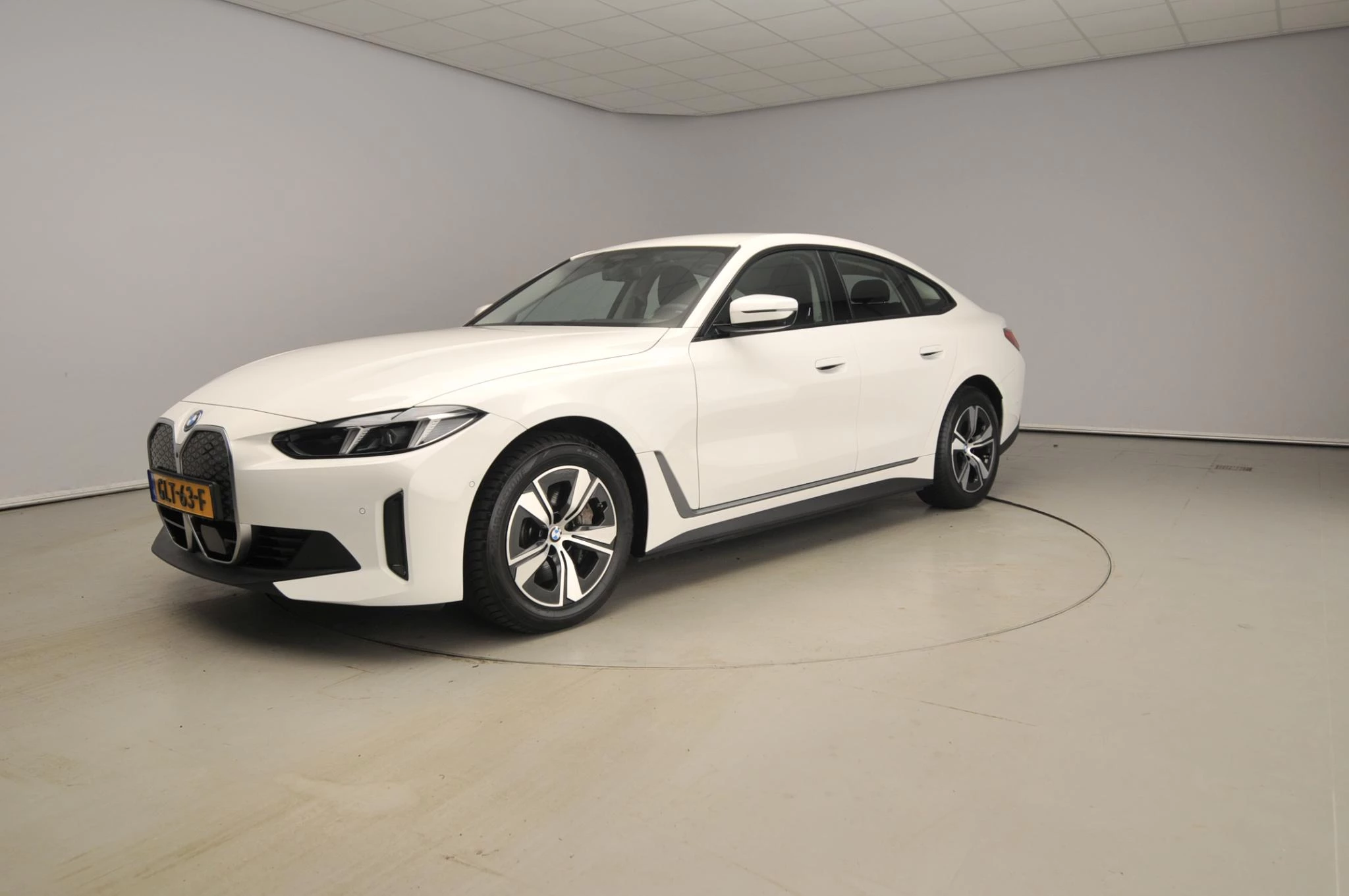 Hoofdafbeelding BMW i4