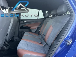 Volkswagen ID.4 First 77 kWh 204PK 20INCH+CARPLAY+EL TREKH