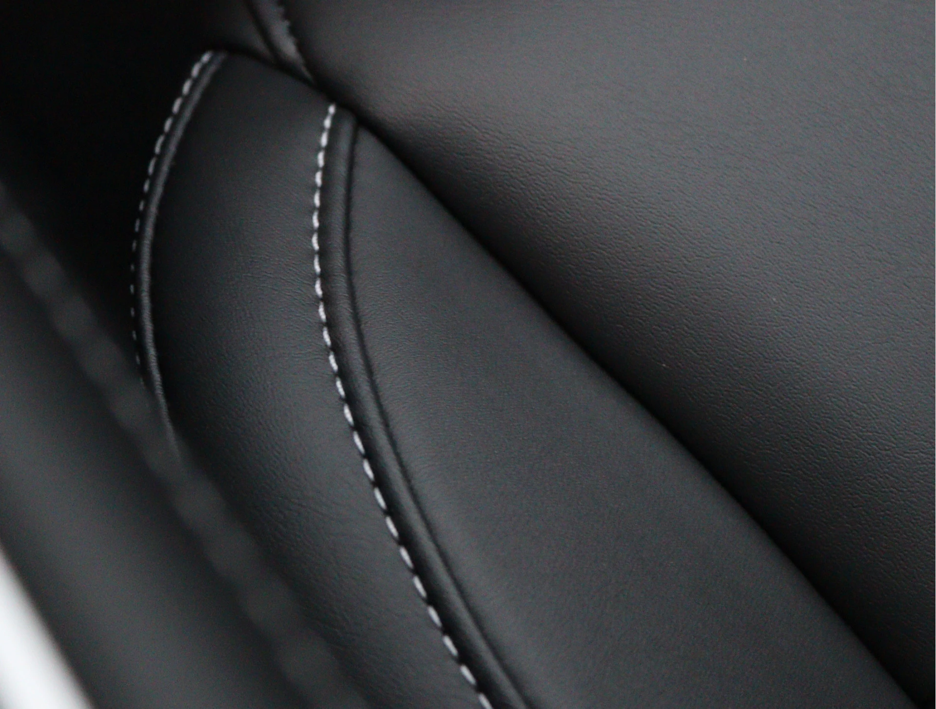 Hoofdafbeelding DFSK E5 PHEV