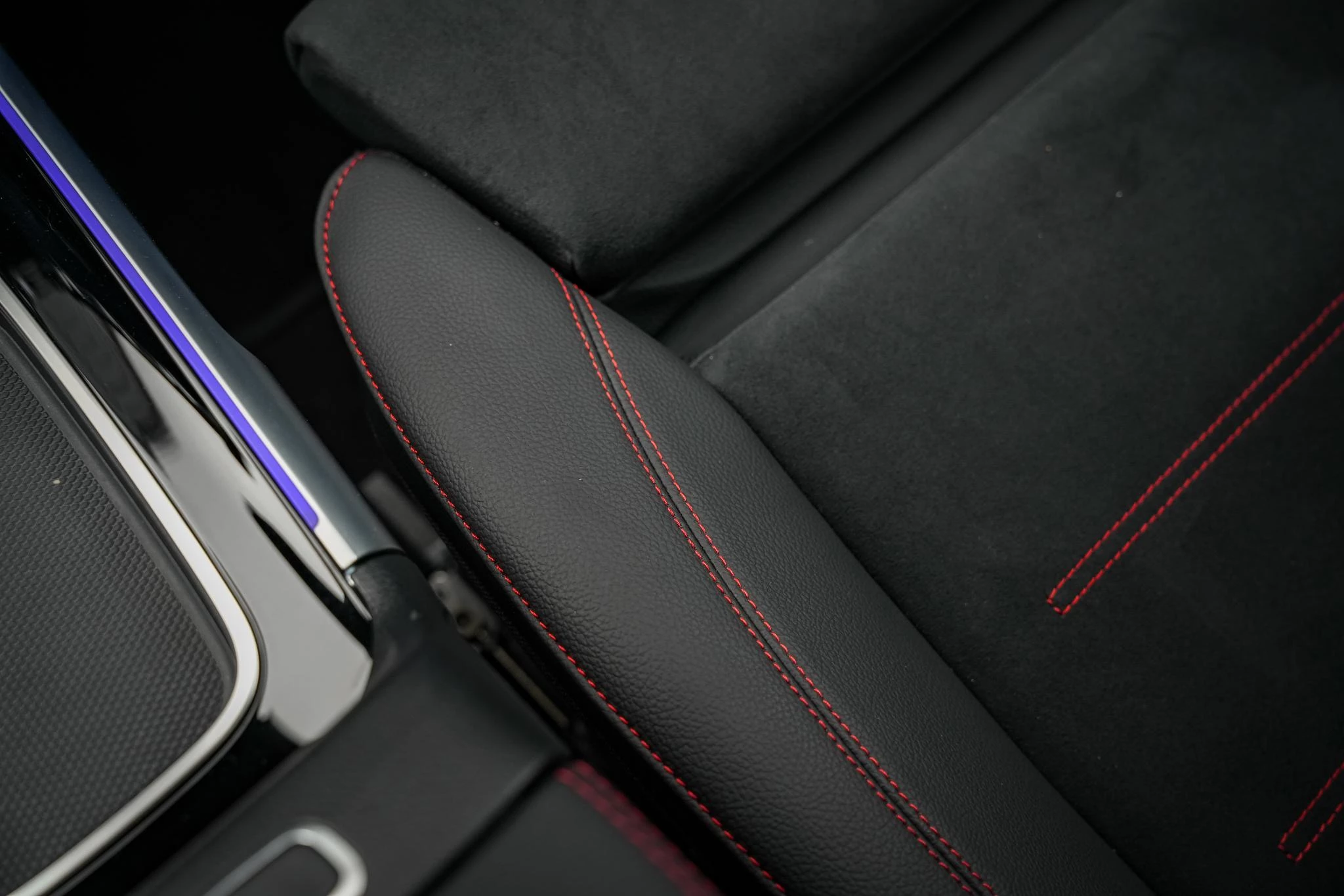 Hoofdafbeelding Mercedes-Benz EQB