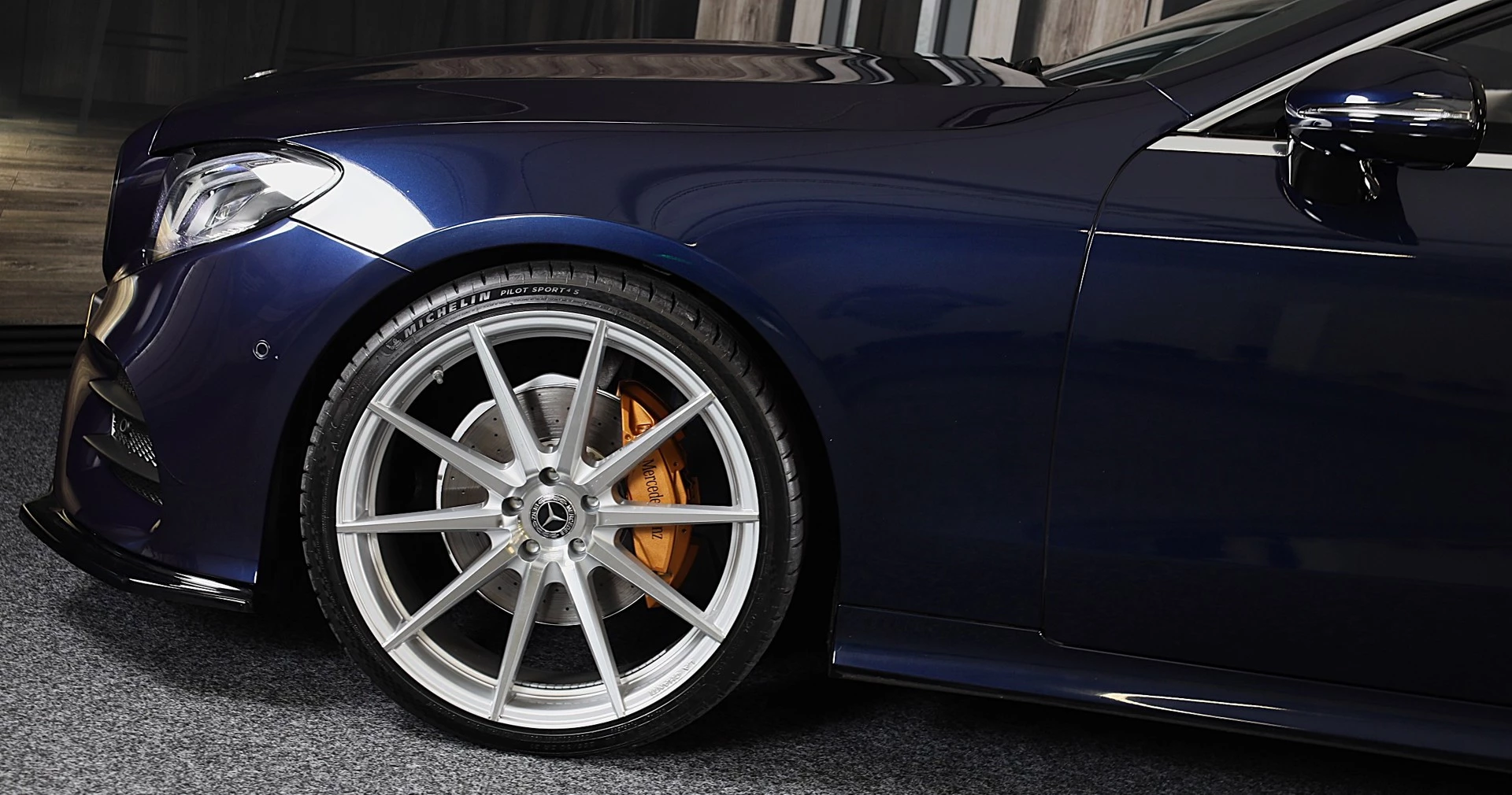 Hoofdafbeelding Mercedes-Benz E-Klasse
