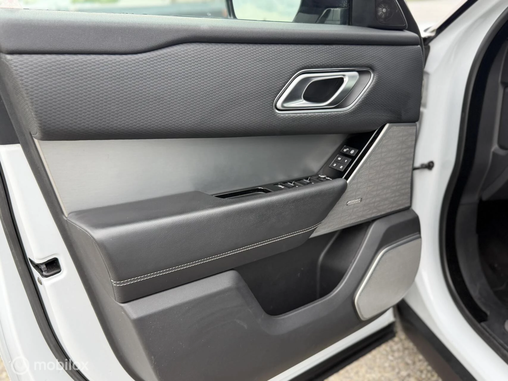 Hoofdafbeelding Land Rover Range Rover Velar