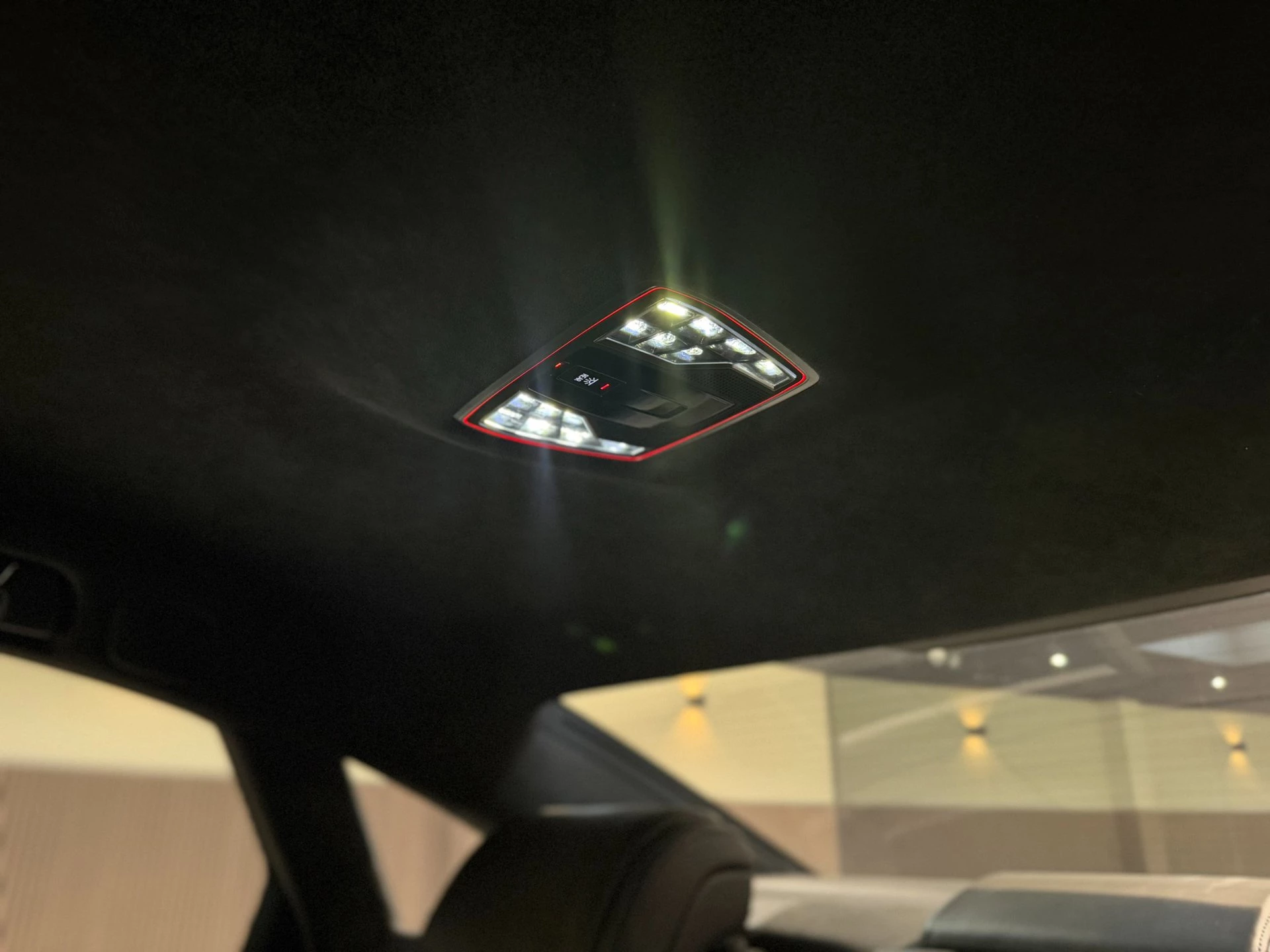 Hoofdafbeelding Audi A8