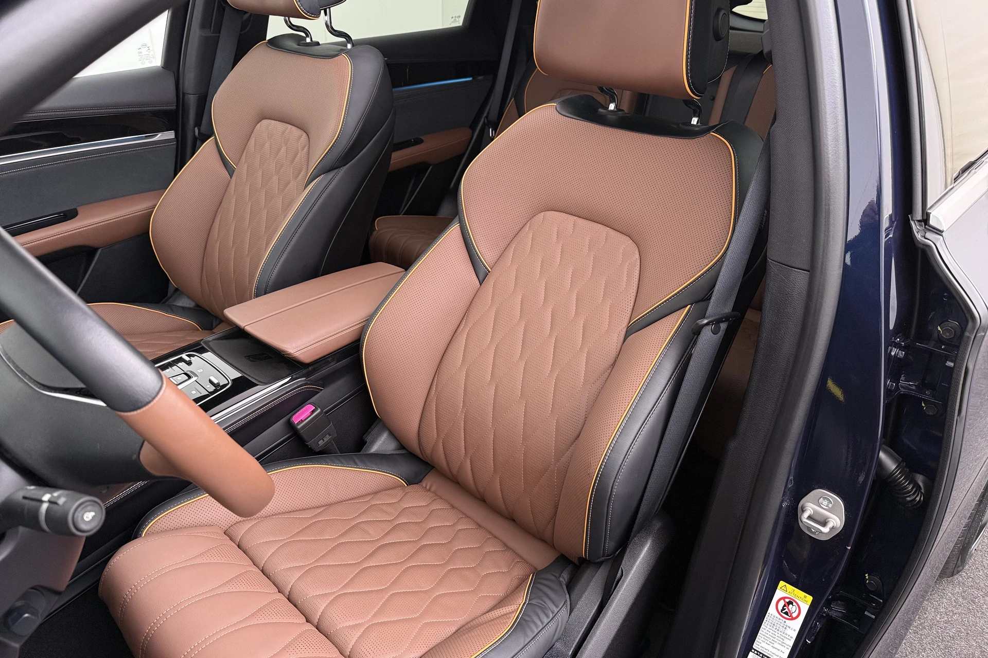 Hoofdafbeelding BYD TANG