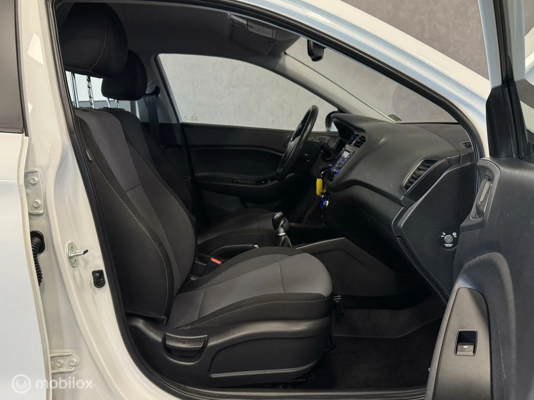 Hoofdafbeelding Hyundai i20