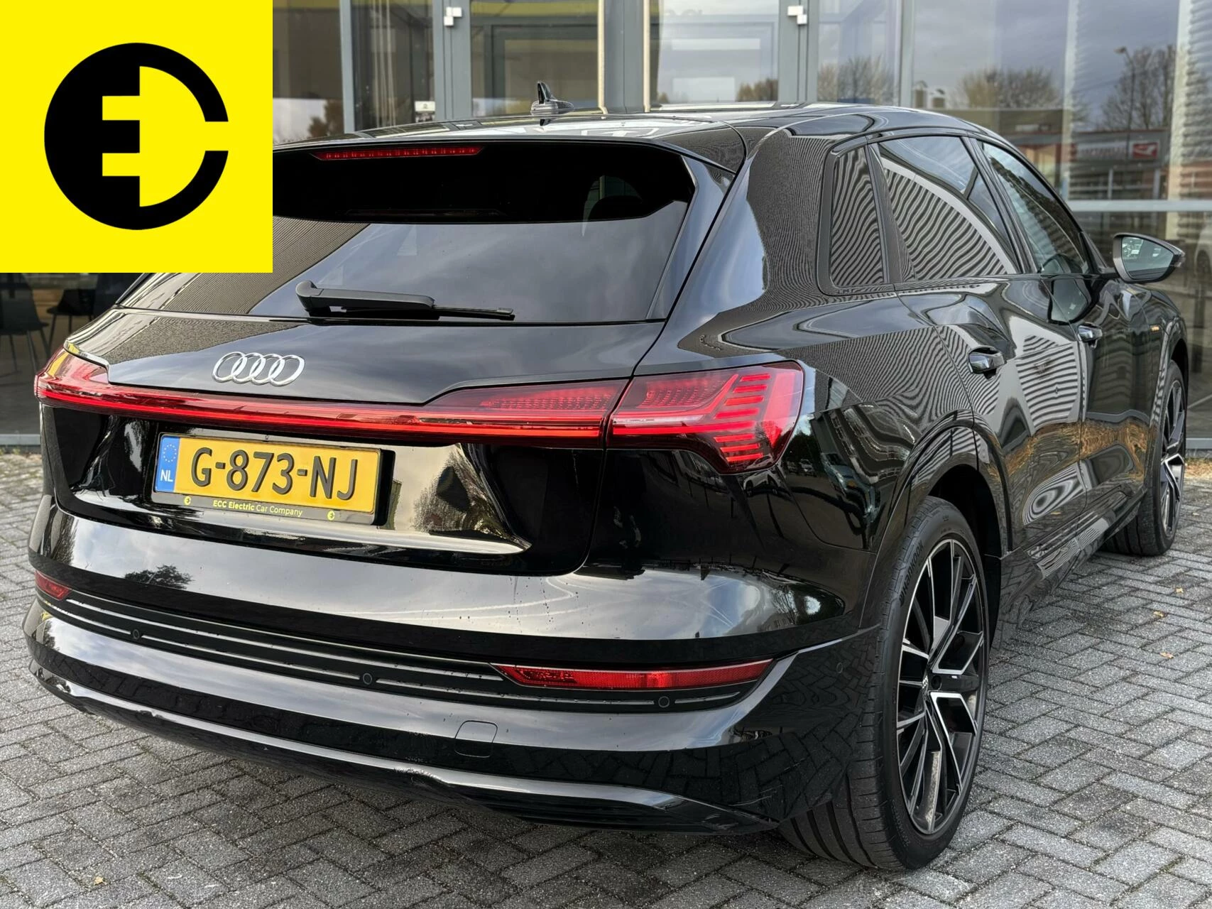 Hoofdafbeelding Audi e-tron