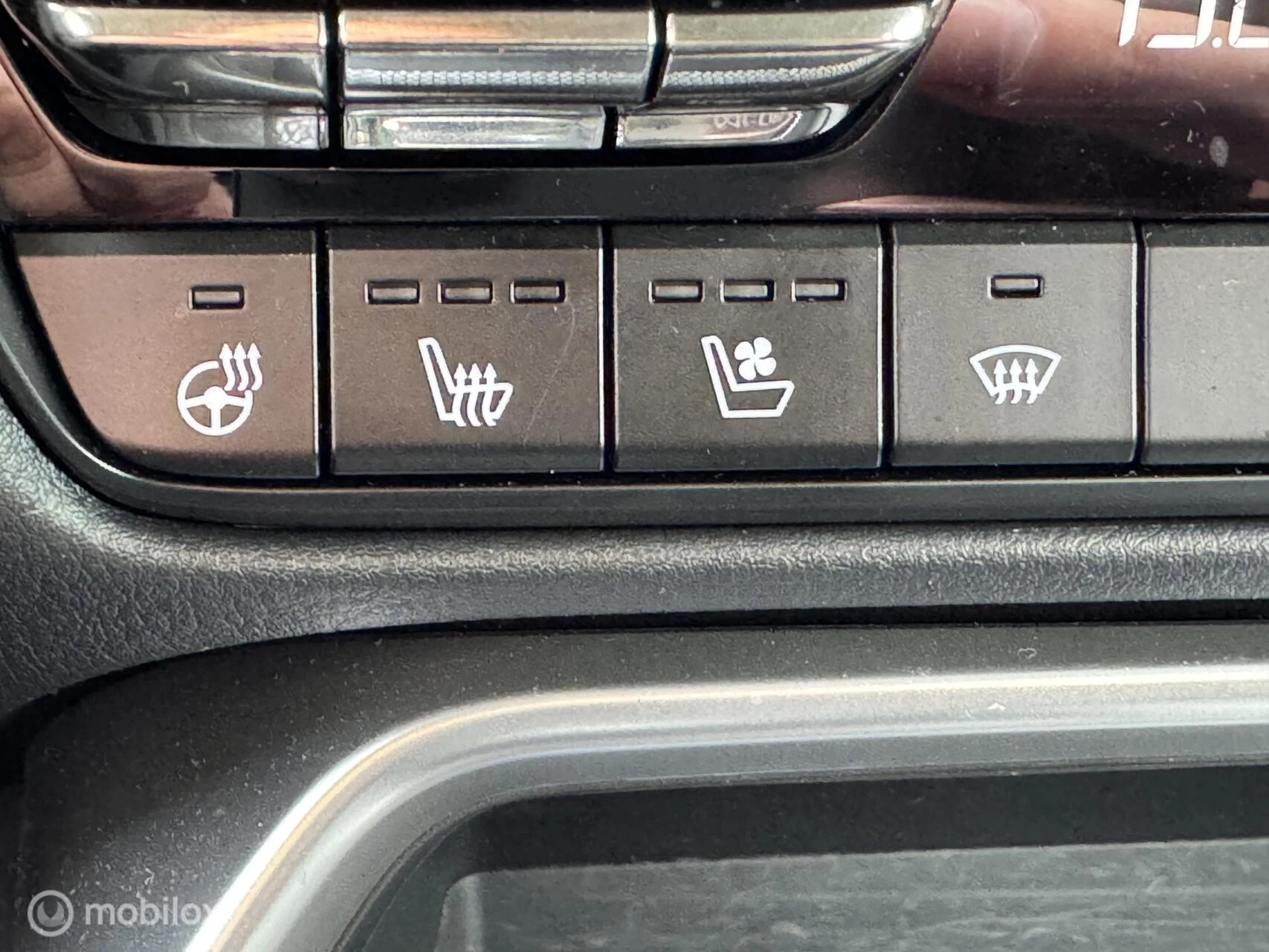 Hoofdafbeelding Mazda CX-60