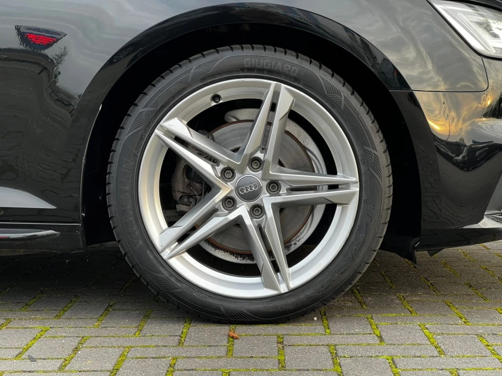 Hoofdafbeelding Audi A4