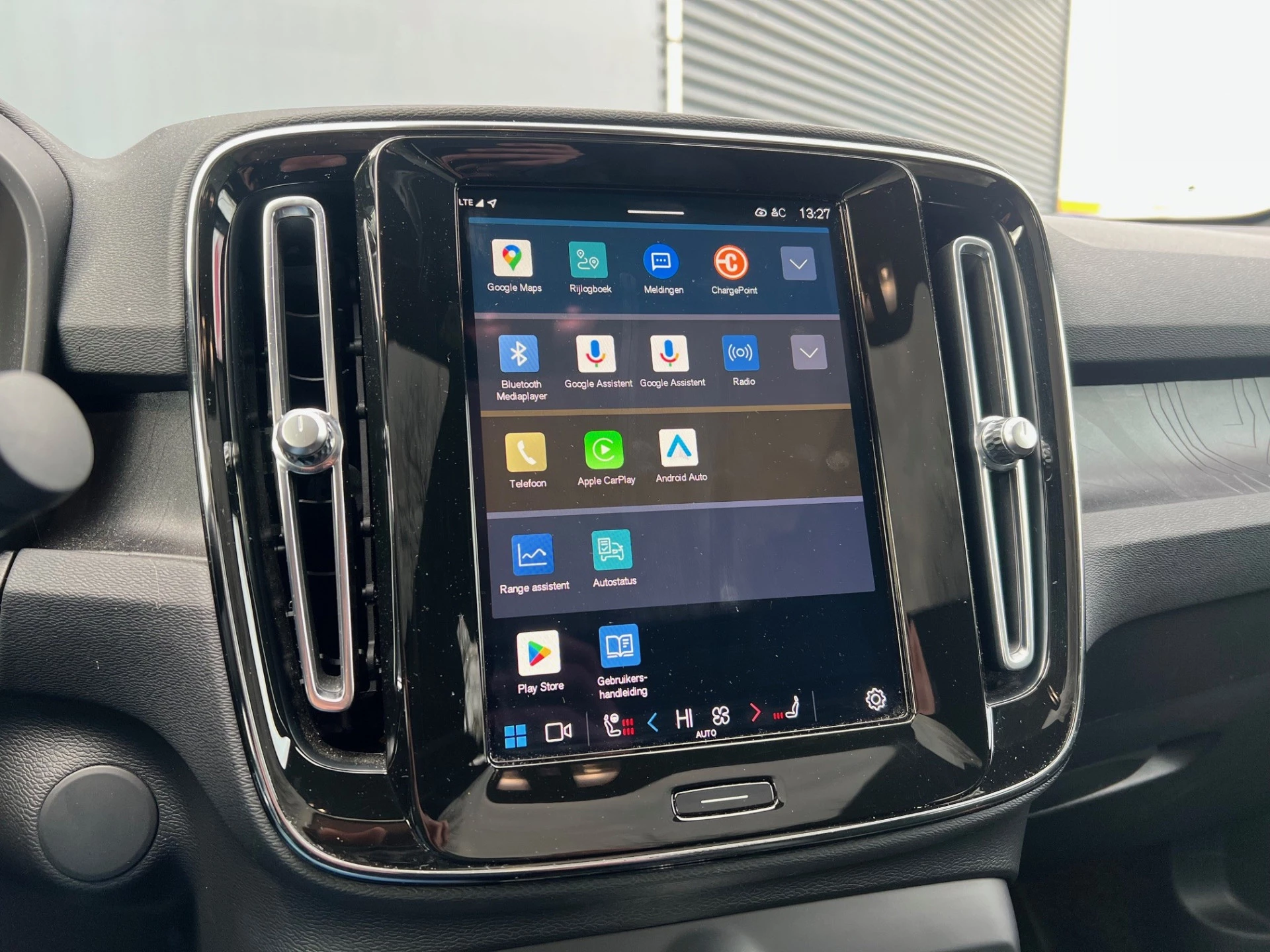 Hoofdafbeelding Volvo C40