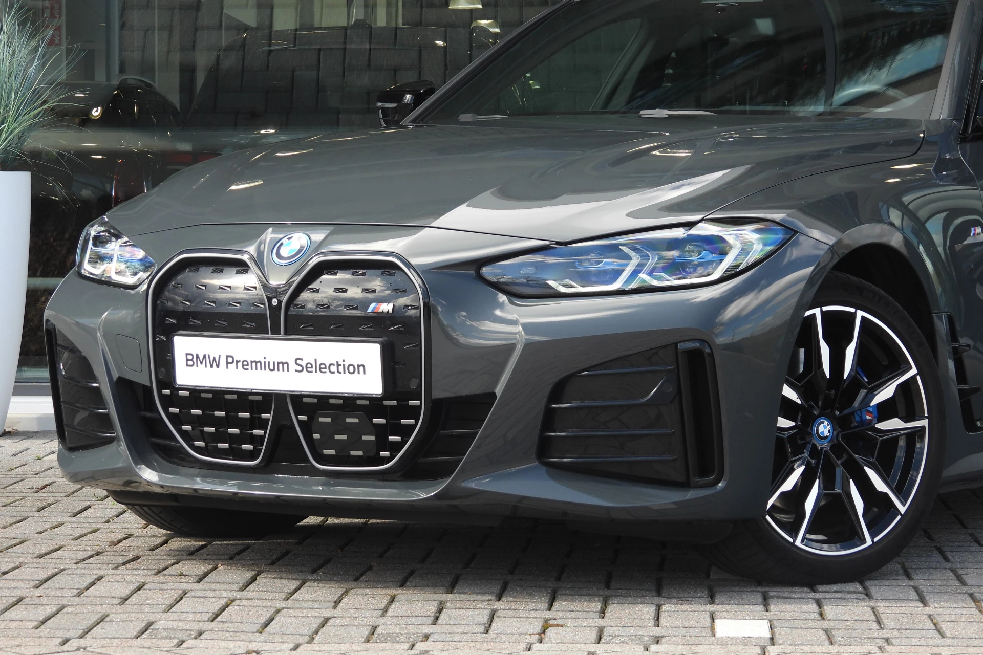 Hoofdafbeelding BMW i4
