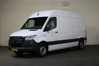 Hoofdafbeelding Mercedes-Benz eSprinter Mercedes-Benz eSprinter L2 H2 55 kWh Airco 270gr Achterdeuren