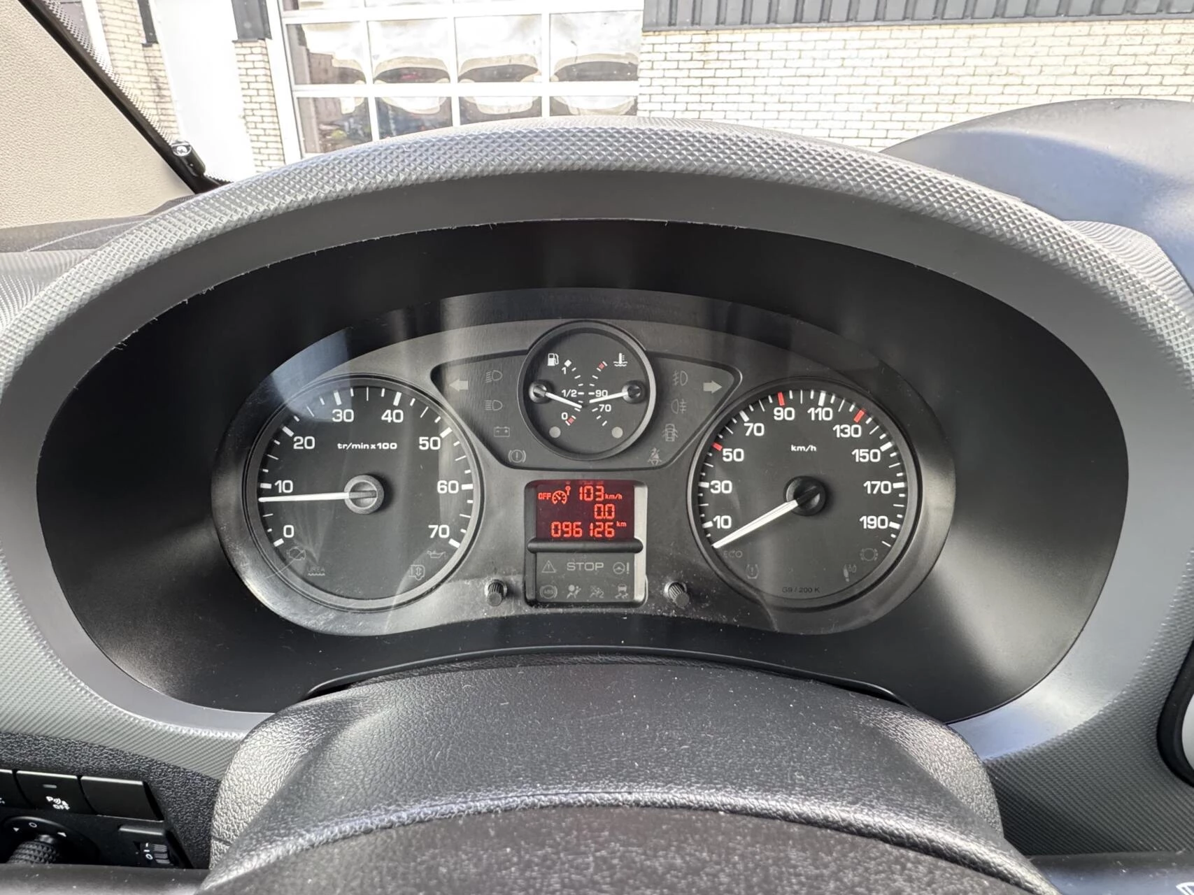 Hoofdafbeelding Peugeot Partner