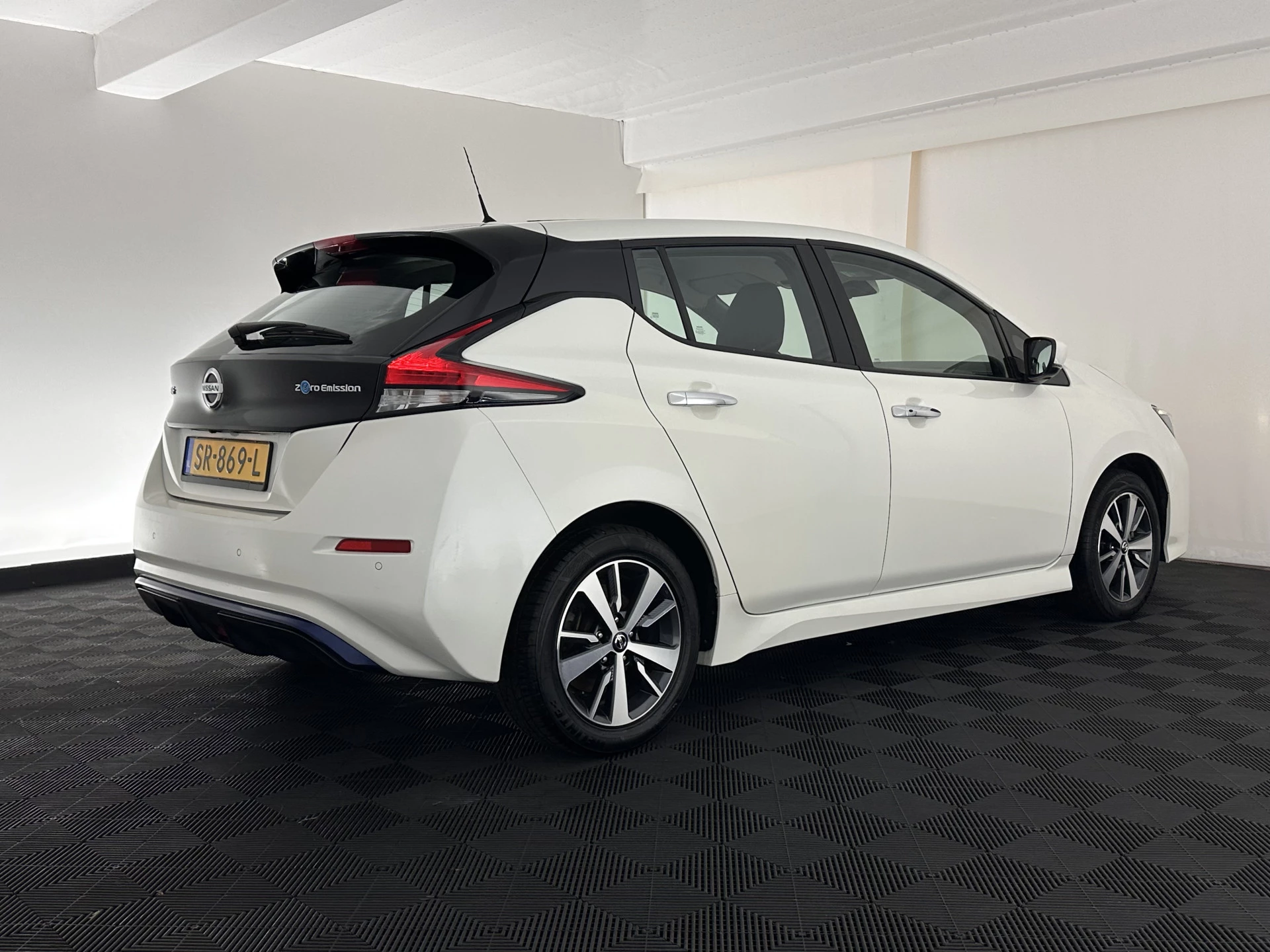 Hoofdafbeelding Nissan Leaf