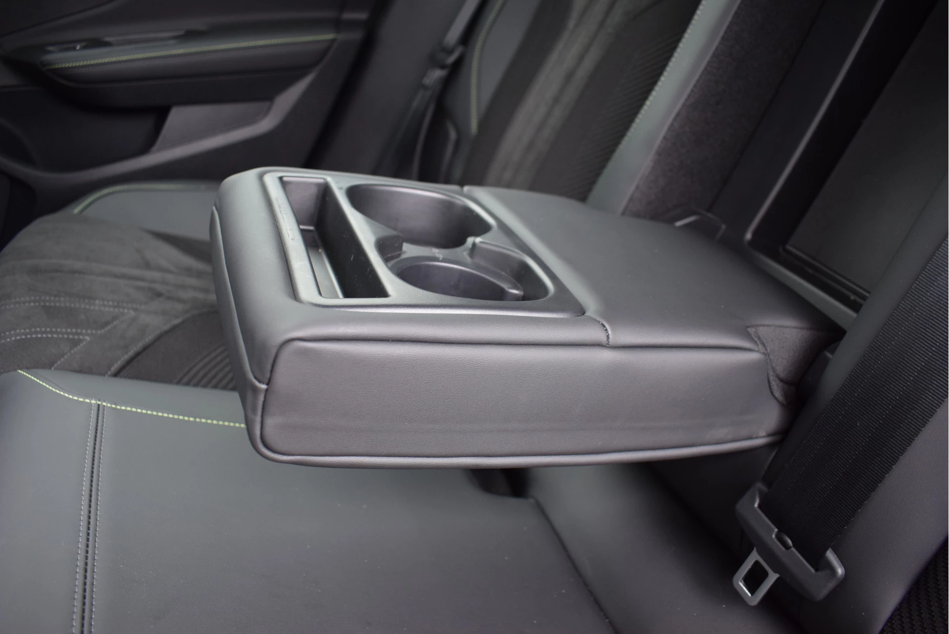 Hoofdafbeelding Peugeot 408